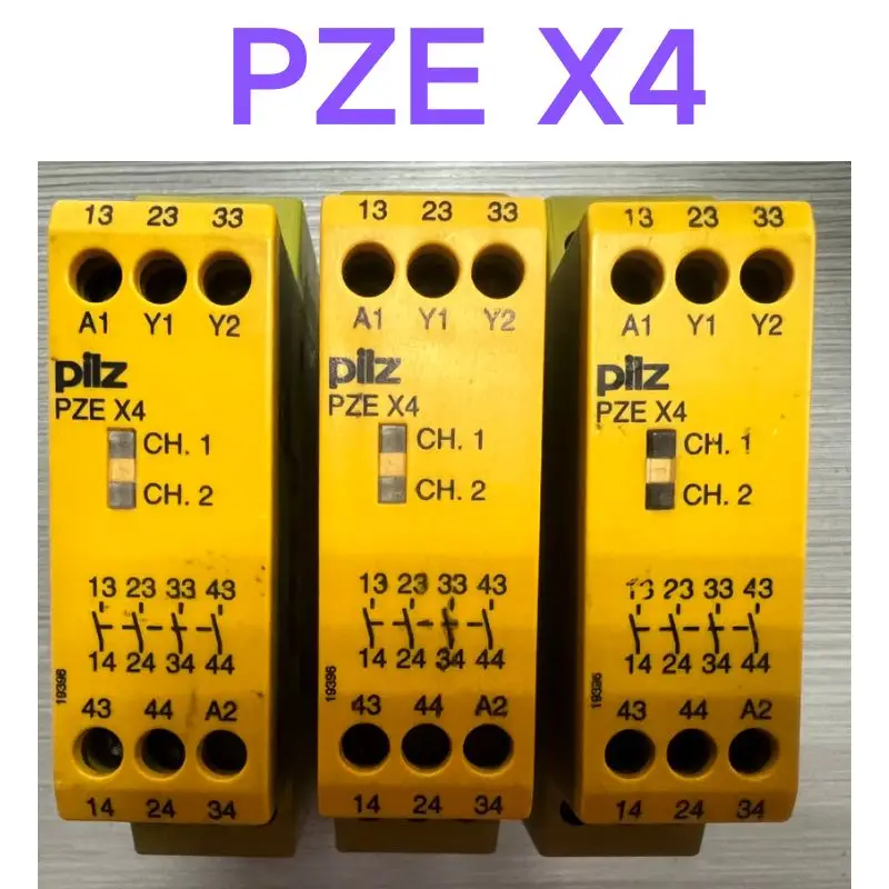 Second-hand test OK Safety relay PZE X4 774585