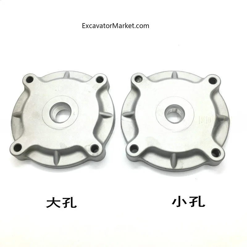 For KOMATSU PC210/220-8 Oil cup lid base New center oil separation aluminum cover Small hole excavator accessories For excavator