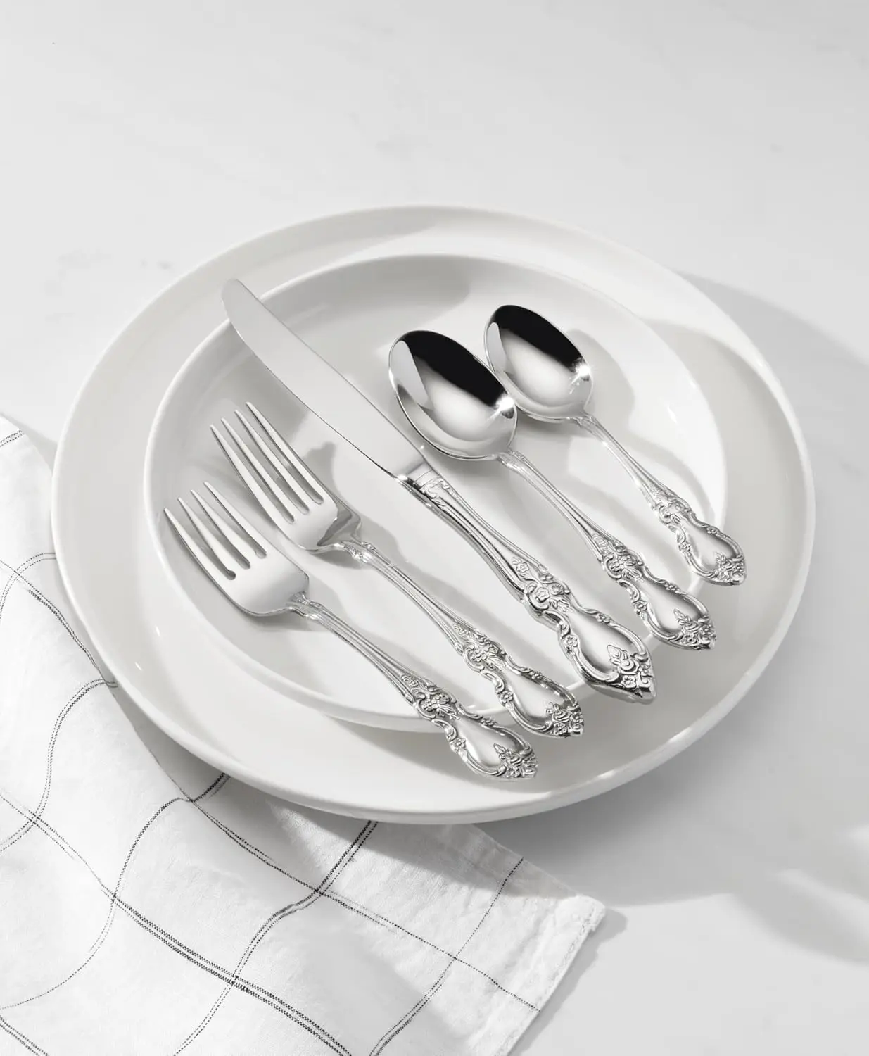 20-Piece Stainless Steel Flatware Set for 4, Mirror Finish Silverware with Knives Forks Spoons, Dishwasher Safe