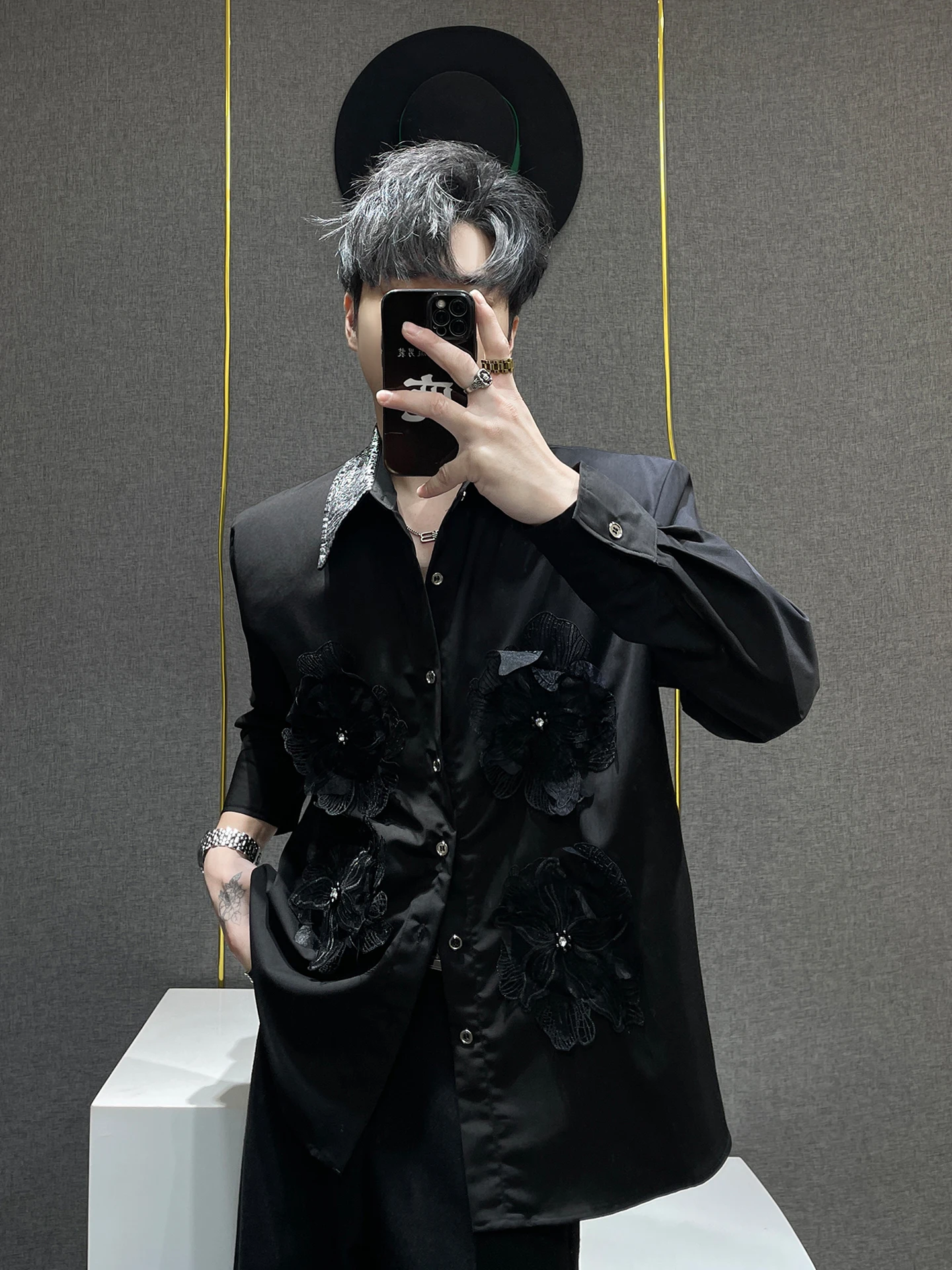 

Elegant Embroidered Long Sleeve Men's Shirt Summer New Style Loose Fit Shoulder Pad Design Casual Luxury Fashion Polyester Fiber