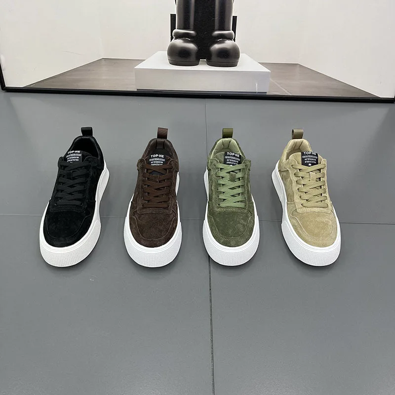 Lightweight Casual Sports Men\'s Shoes 2023 New Autumn Winter Suede Trend Versatile Soft Sole Comfortable Board Shoes for Men