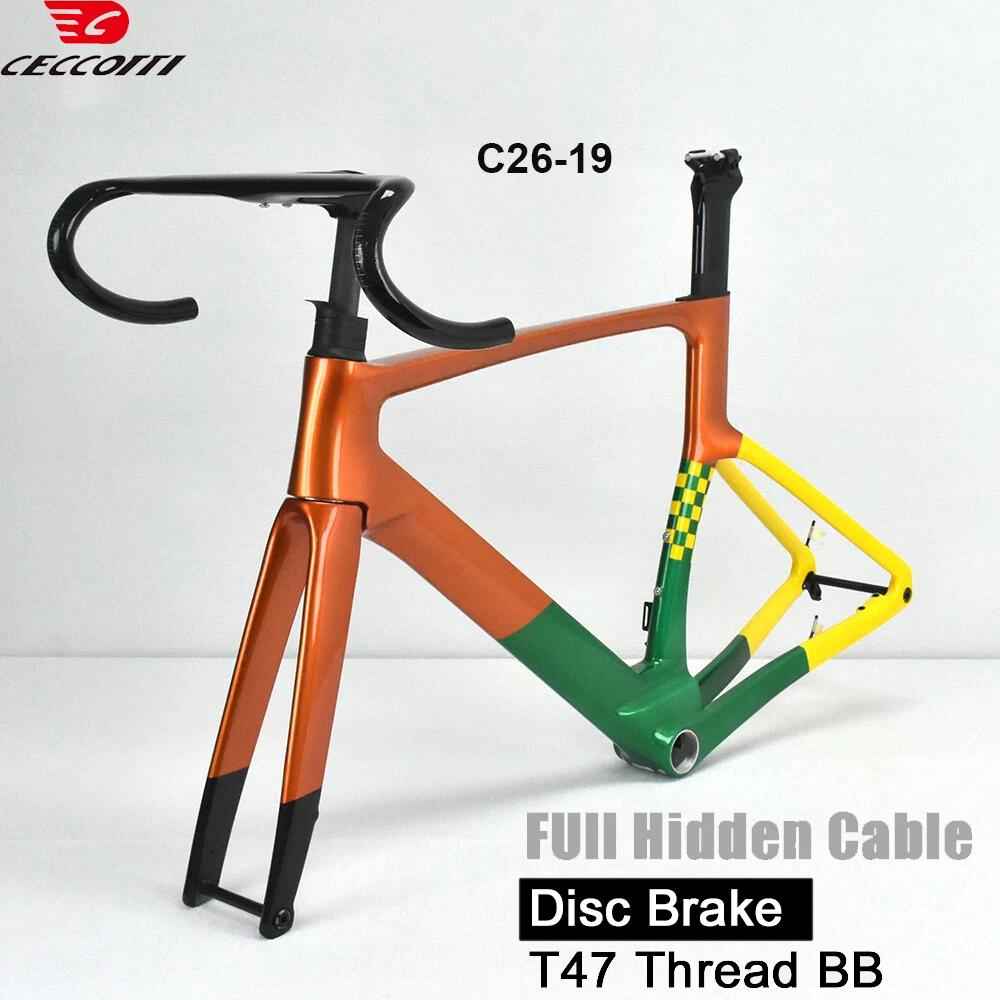 CECCOTTI RF26 Model Chameleon Color Road Bike Frame T47BB Carbon Frame With Disc Brake And Full Hidden Cable Bicycle Frameset