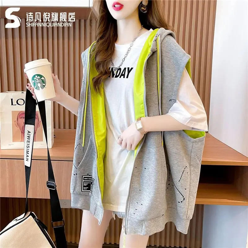 Trendy Brand Fashion Casual Age Reducing Hooded Sweatshirt Vest for Women 2024 New Style Early Autumn Western-style Vest Jacket