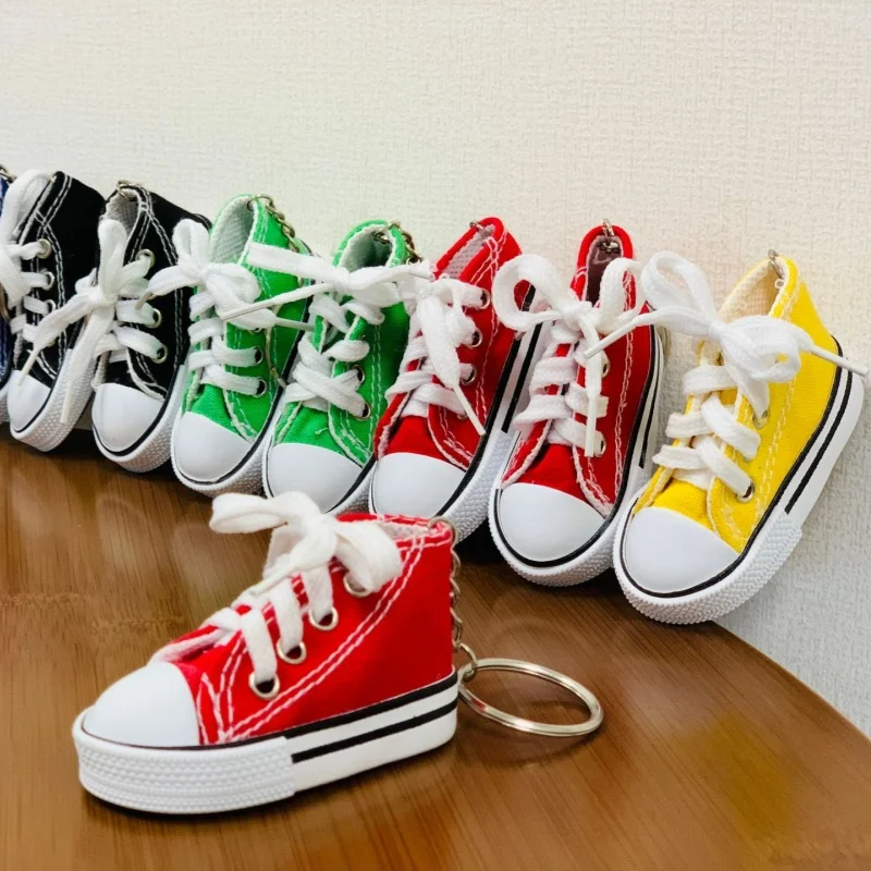 2 Stücke Neuheit 3 Zoll Sneaker Schlüsselanhänger Motorrad Fahrrad Leinwand Form Schuh, Tennisschuh Schlüsselanhänger Motorrad Stativ Schuhüberzüge – Detail 2