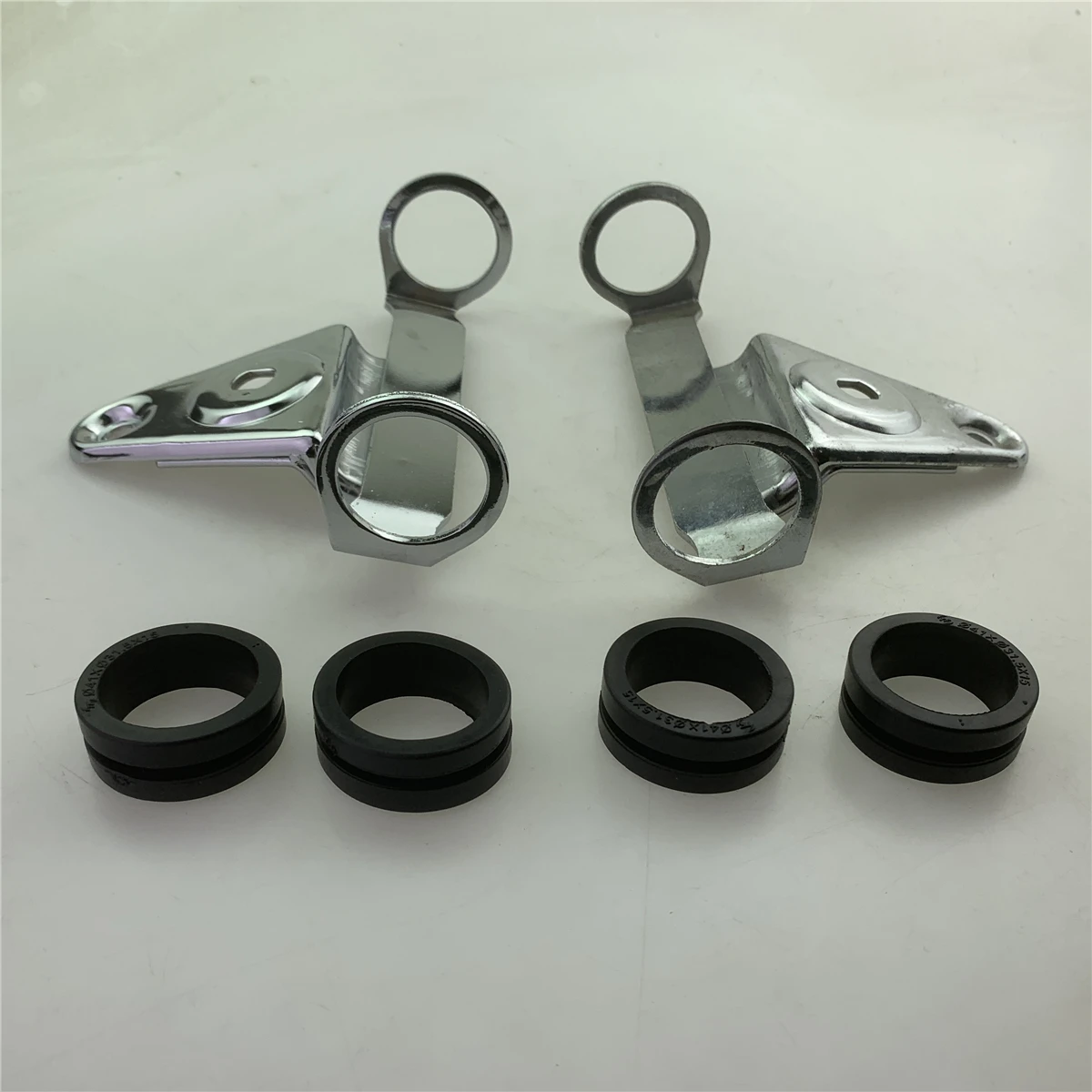 1set For Suzuki GN125 250 for HJ125 Motorcycle Headlight Bracket Turn Signal Bracket Light Ear for GY6-150 Plastic Rubber Ring