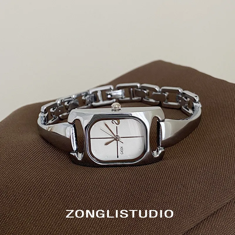 

New Luxury BraceletStyle Watch For WomenWith A Thin StrapHigh-End DesignAnd Elegant Quartz MovementA Stylish Women'S Wristwatch.