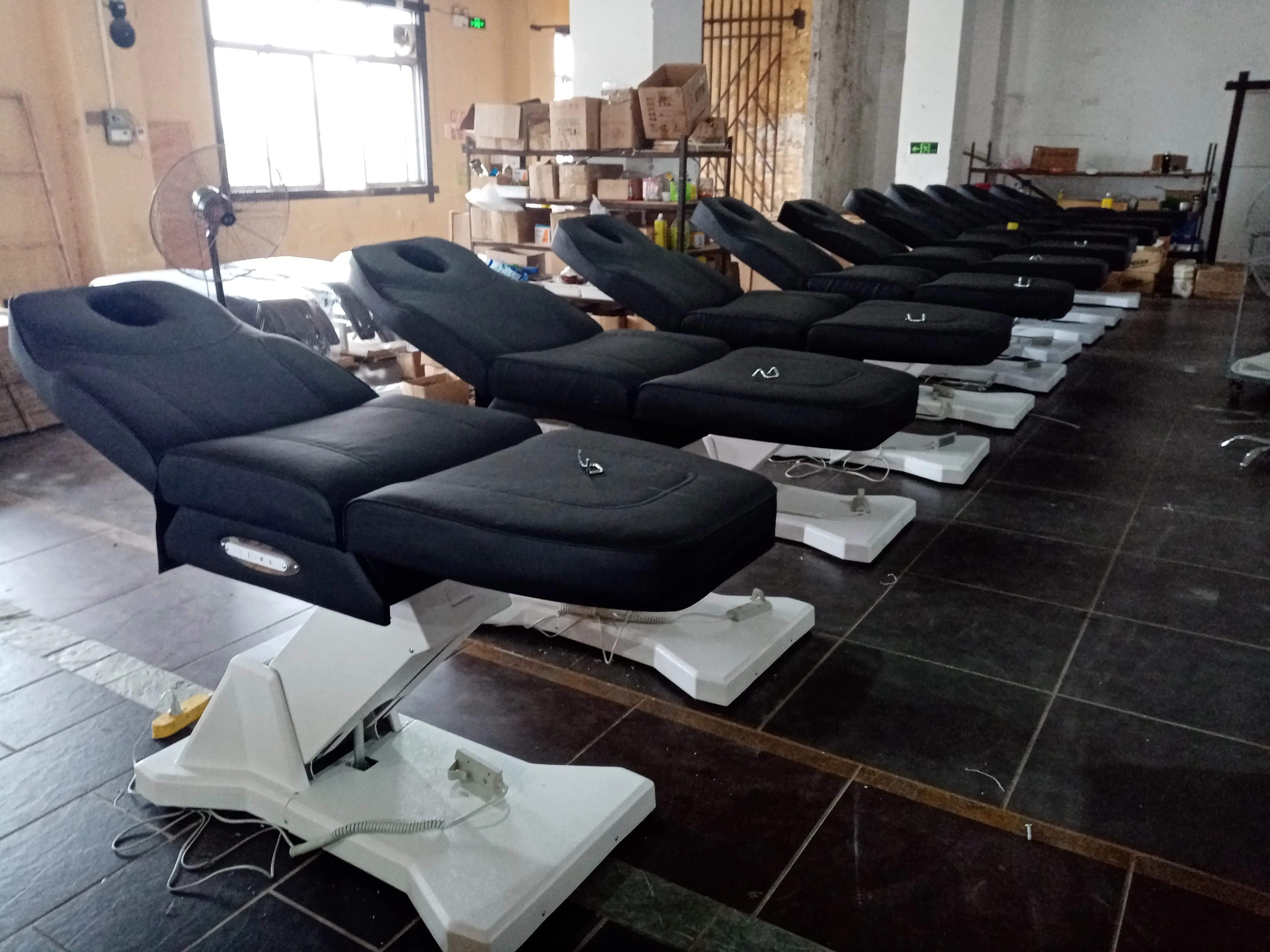 Cama de massagem para salão de beleza, Spa Chair, 3 motores, Novo, 2023