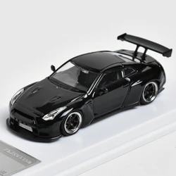 Flame 1:64 GTR R35 Diecast Model Car