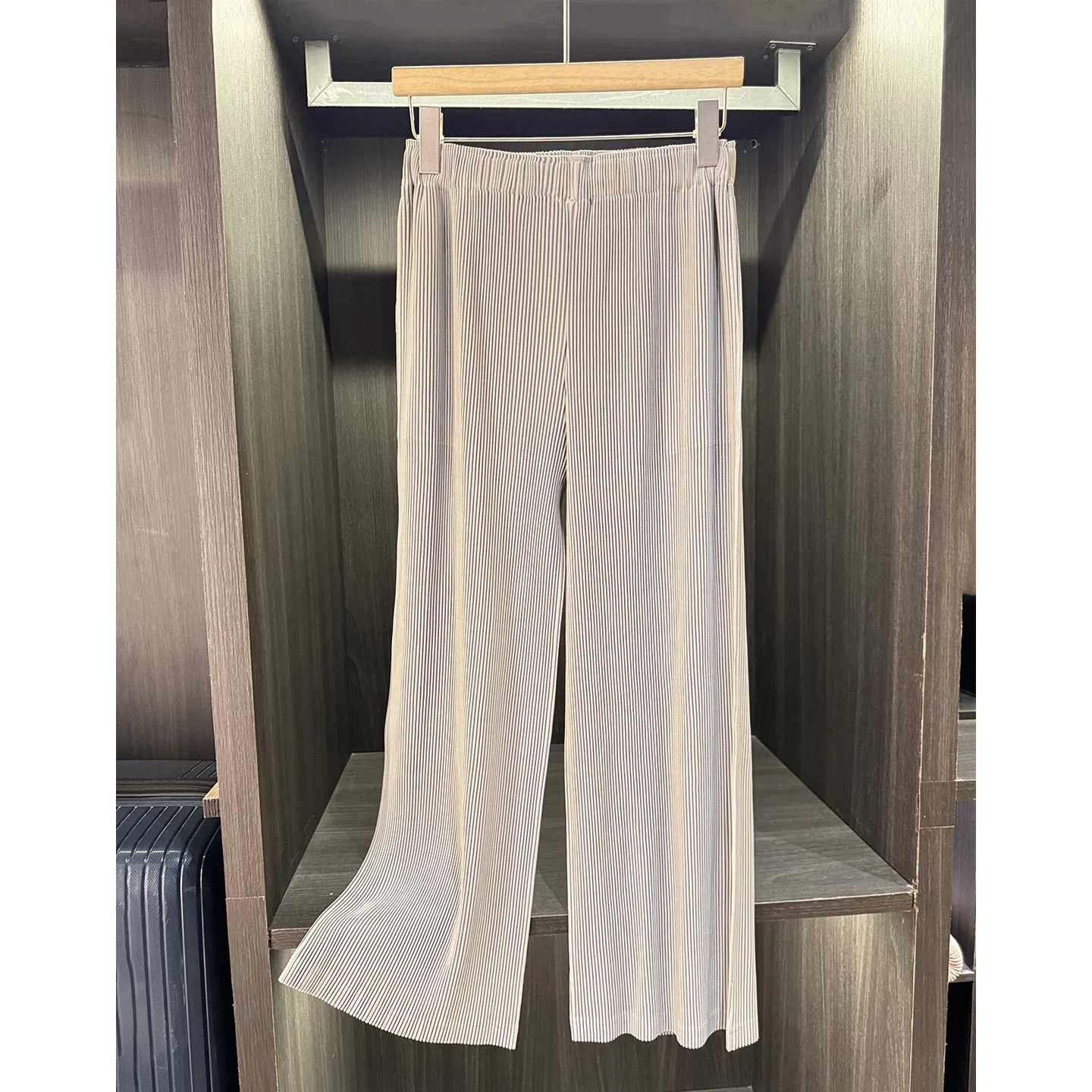 Miyake Pleated 2025 Pants for Women's Autumn New Style, Loose High Waisted Straight Leg Pants, Casual Wide Leg Commuting Style
