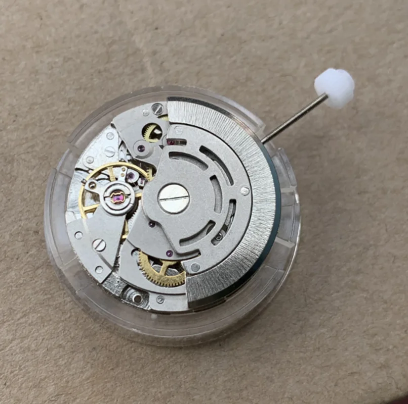 Watch Movement Suitable for Pearl 2813 Movement Three Needles with Calendar Domestic 8205 8215 Automatic Mechanical Movement