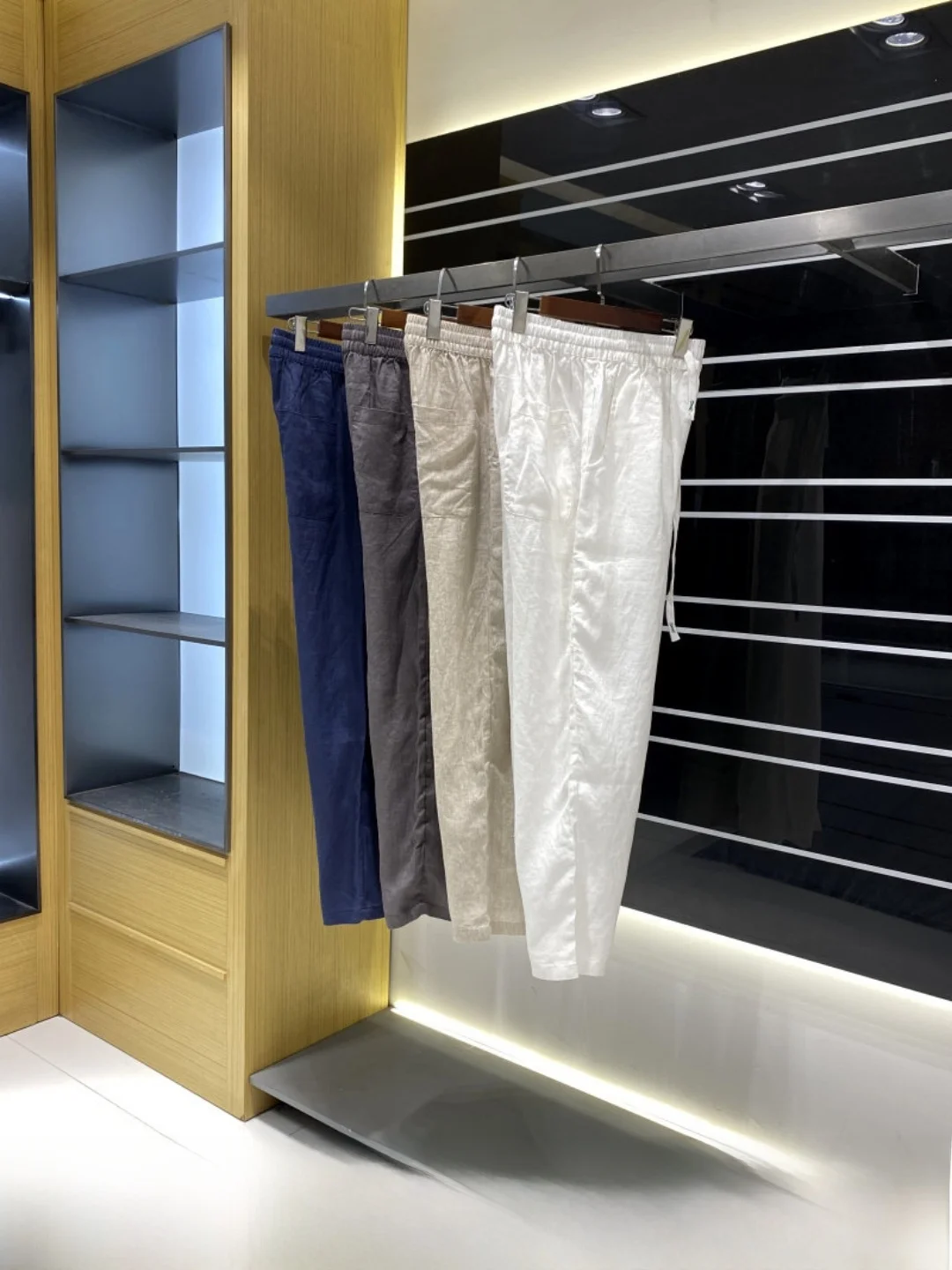 Japanese Style Comfortable Linen Men's Summer Lightweight Breathable Loose Straight Casual Pants Fashionable Loose Fit Trousers