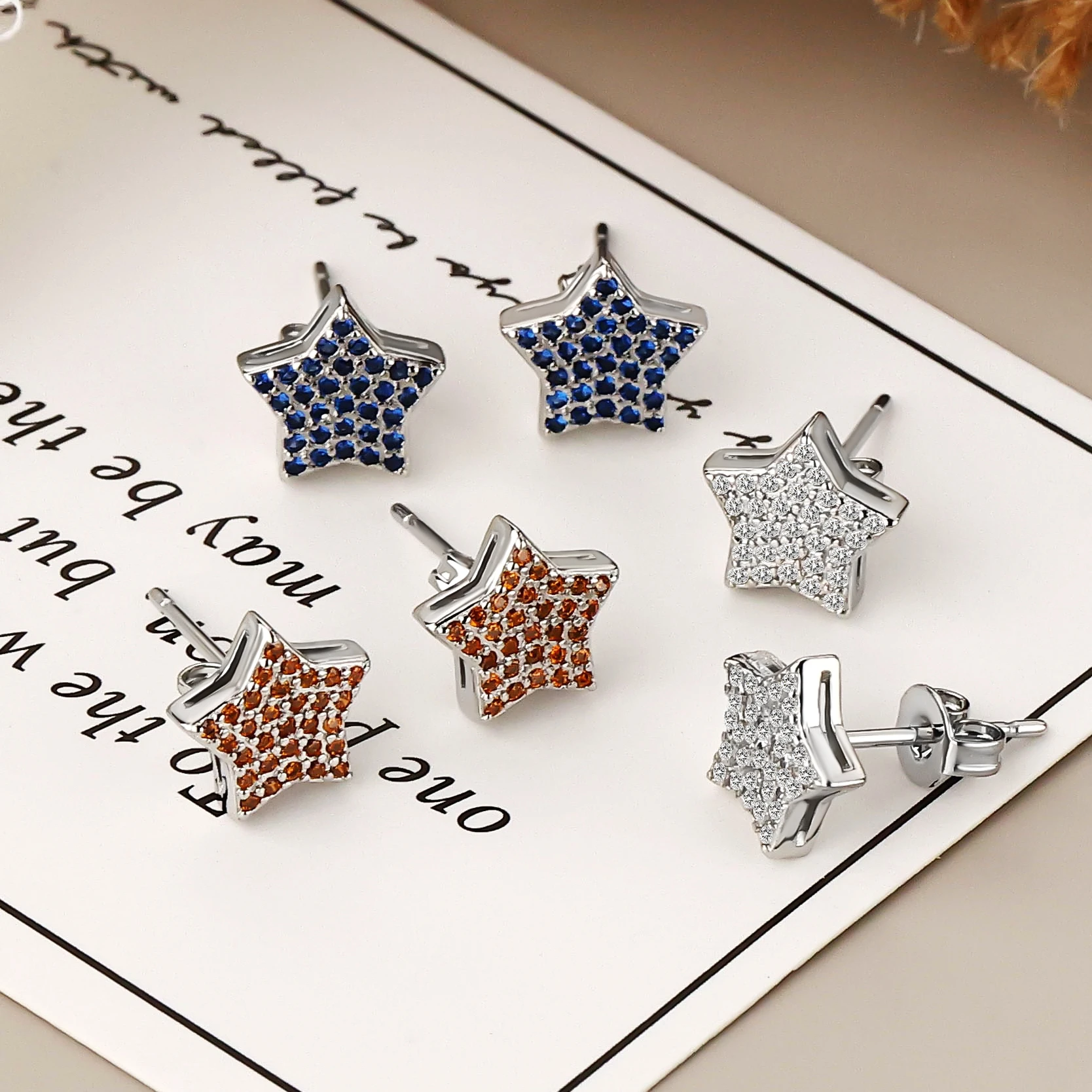 

Y2K Small Star Cubic Zirconia Cute Stud Earrings For Women Girls Men Unisex Lovely New Year's Jewelry Gift