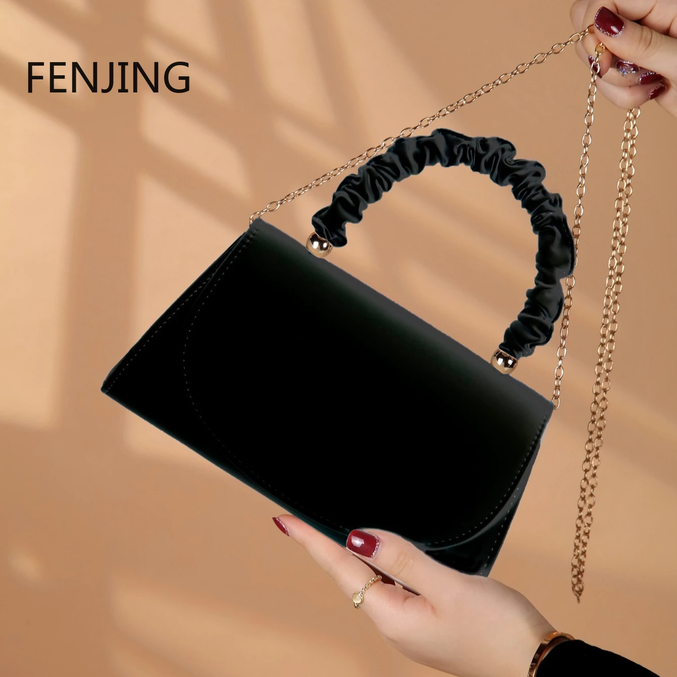 

2025 New PU Women's Handbag Fashion Minimalist Shoulder Bag Casual Crossbody Purse for Work Commute Small Trendy Tote