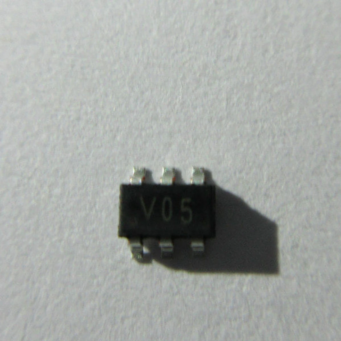 SRV05-4 MC5 Surface Mount V5 Diode Unidirectional TVS 4-channel 5V SOT23-6