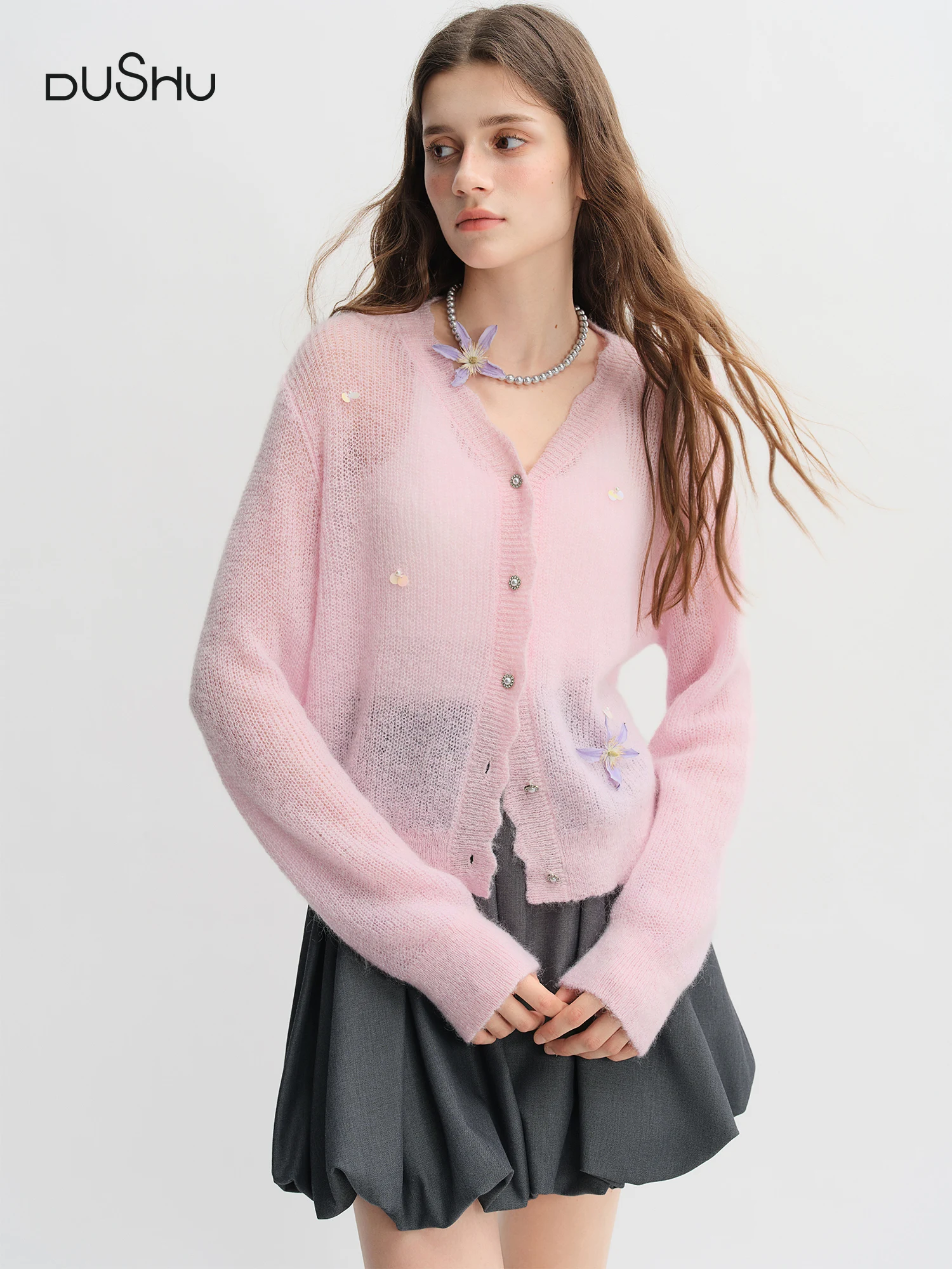 

DUSHU College Style Sweet Simple Knitted Cardigan 2025 Autumn New Loose Versatile Sweater 25DS83273