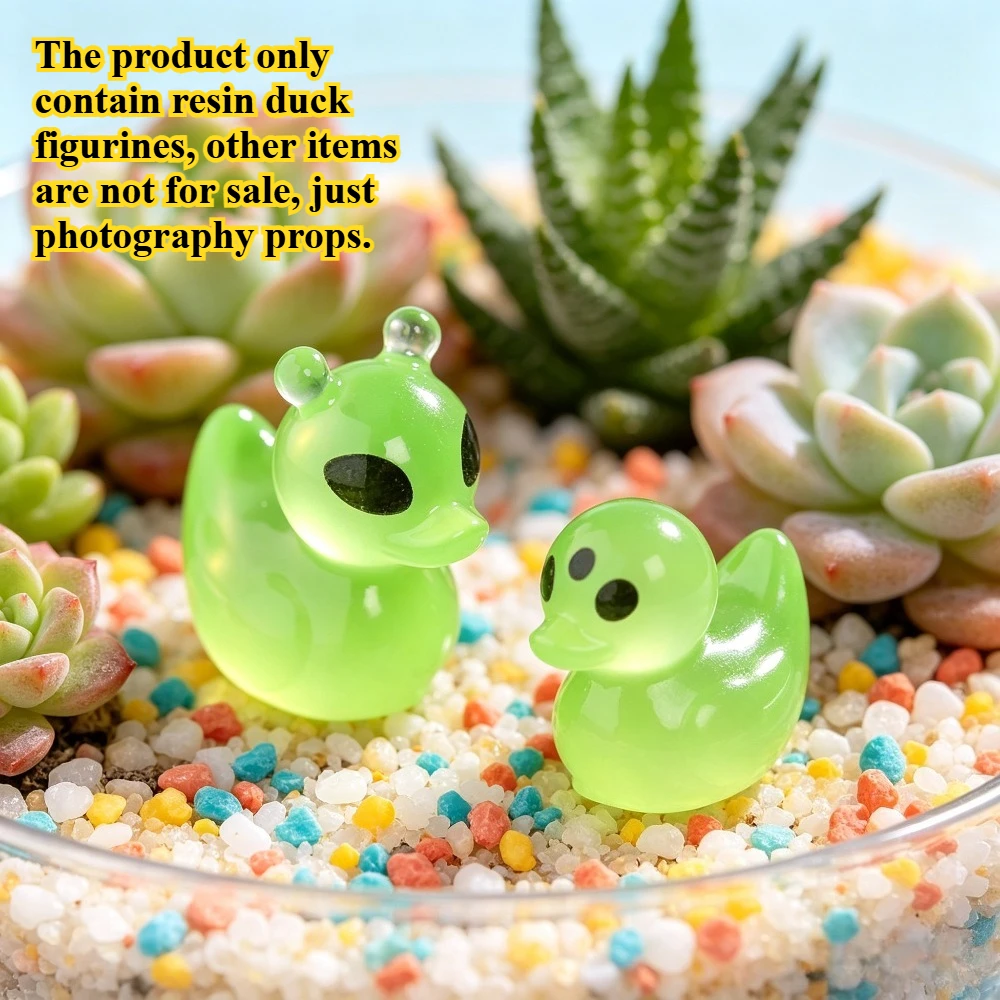 30PCS Random Resin Alien Duck Figurines Cute Miniature Ornaments Home Decoration DIYCraftAccessories for Micro Landscape Decor