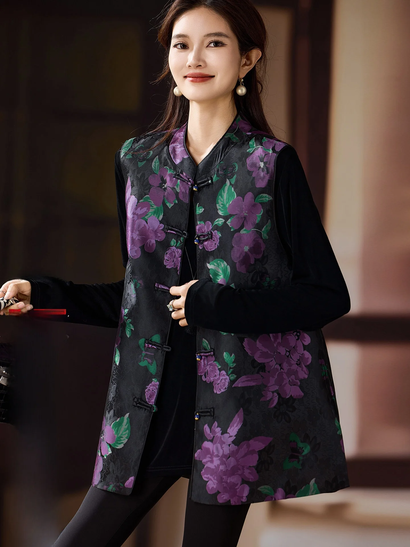 

Женская свободная жилетка на пуговицах с цветочной вышивкой в традиционном китайском стиле, новая модная модель для весны, лета и осени, большие размеры