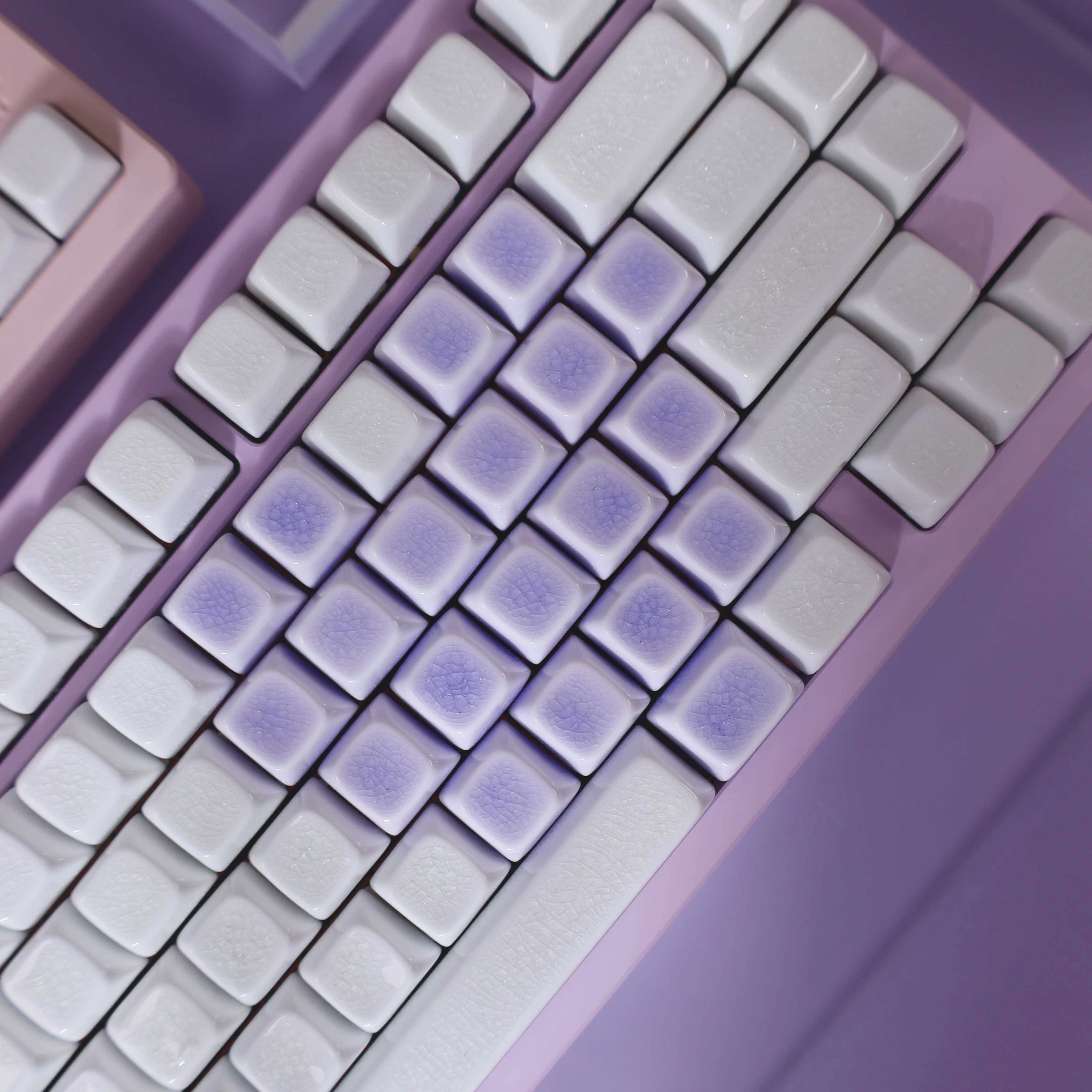 

Ceramic keycap glaze heart secret language heart-shaped ice crack keycap warm and translucent 113 keys/personalized key