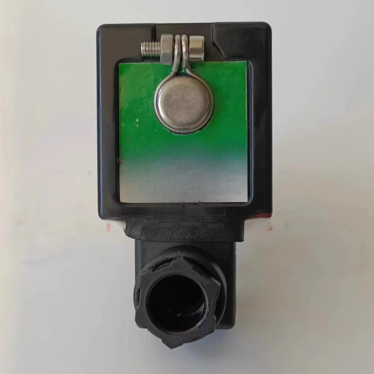 Two Position Three-way Solenoid Valve SC8327B001 8327B002 G1/4 DN8 Accessoire Voiture Car Accessories Garden Tools