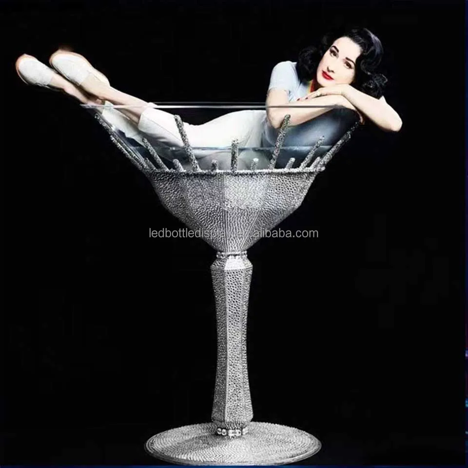 Luxurious Waterproof Solid Acrylic Martini Cup Big Capacity Sequin-Studded Stage Performance Props for New Year Parties Inspired