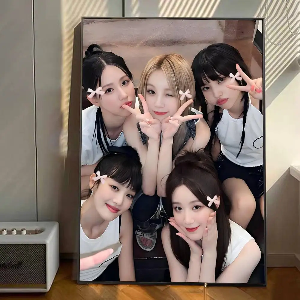 1 قطعة المعبود Kpop المغني G-Gidle المشارك ذاتية اللصق الفن ورق مقاوم للماء ملصق مقهى بار غرفة جدار ديكور #5