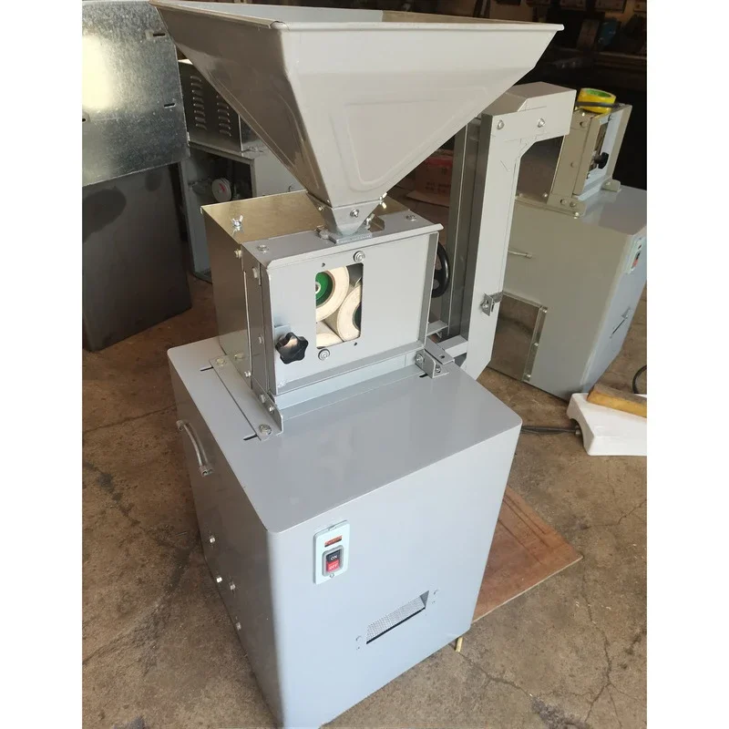 

Paddy Milling Rice Husker Automatic Cacao Winnower Peeling Cocoa Bean Machine