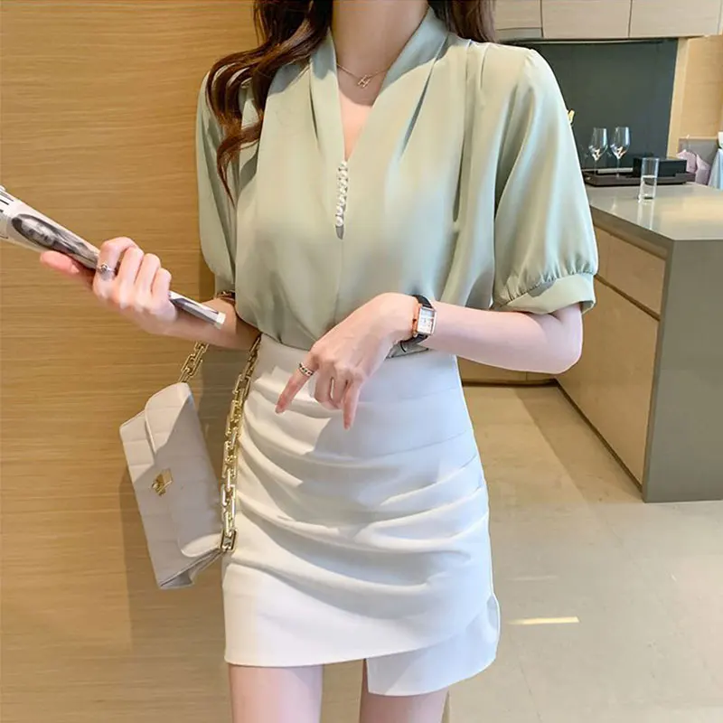 Women\'s V-Neck Short Sleeve Chiffon Shirts Solid Color Simplicity Elegant Clothes All-match Casual Tops Summer Fashion New Style