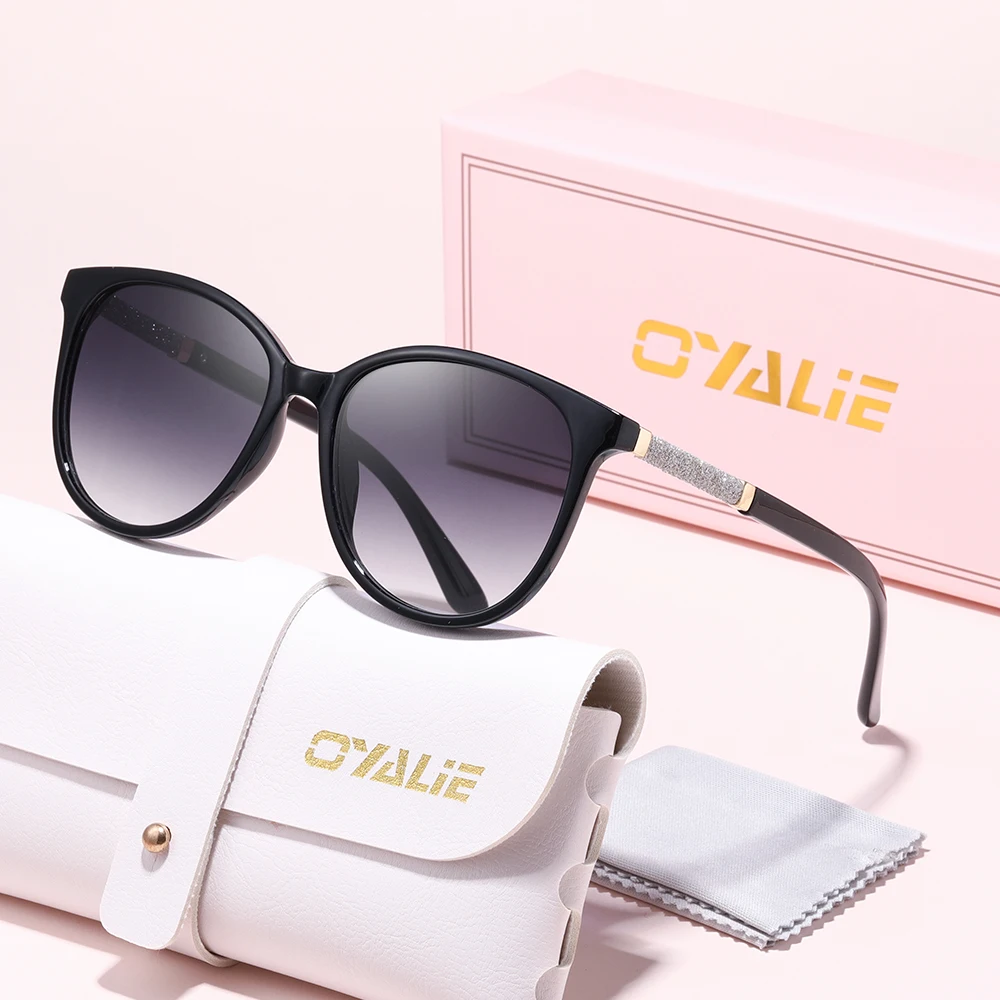 نظارات شمسية Oyalie العصرية الماسية المربعة على شكل عين القطة، عاطفية، عصرية، لافتة للنظر، بسيطة ورقيقة. مناسبة لأولئك الذين يشاركون في الحفلات، التاريخ، التسوق، وما إلى ذلك، ملابس عصرية متطابقة، تظهر نمطًا رائعًا.