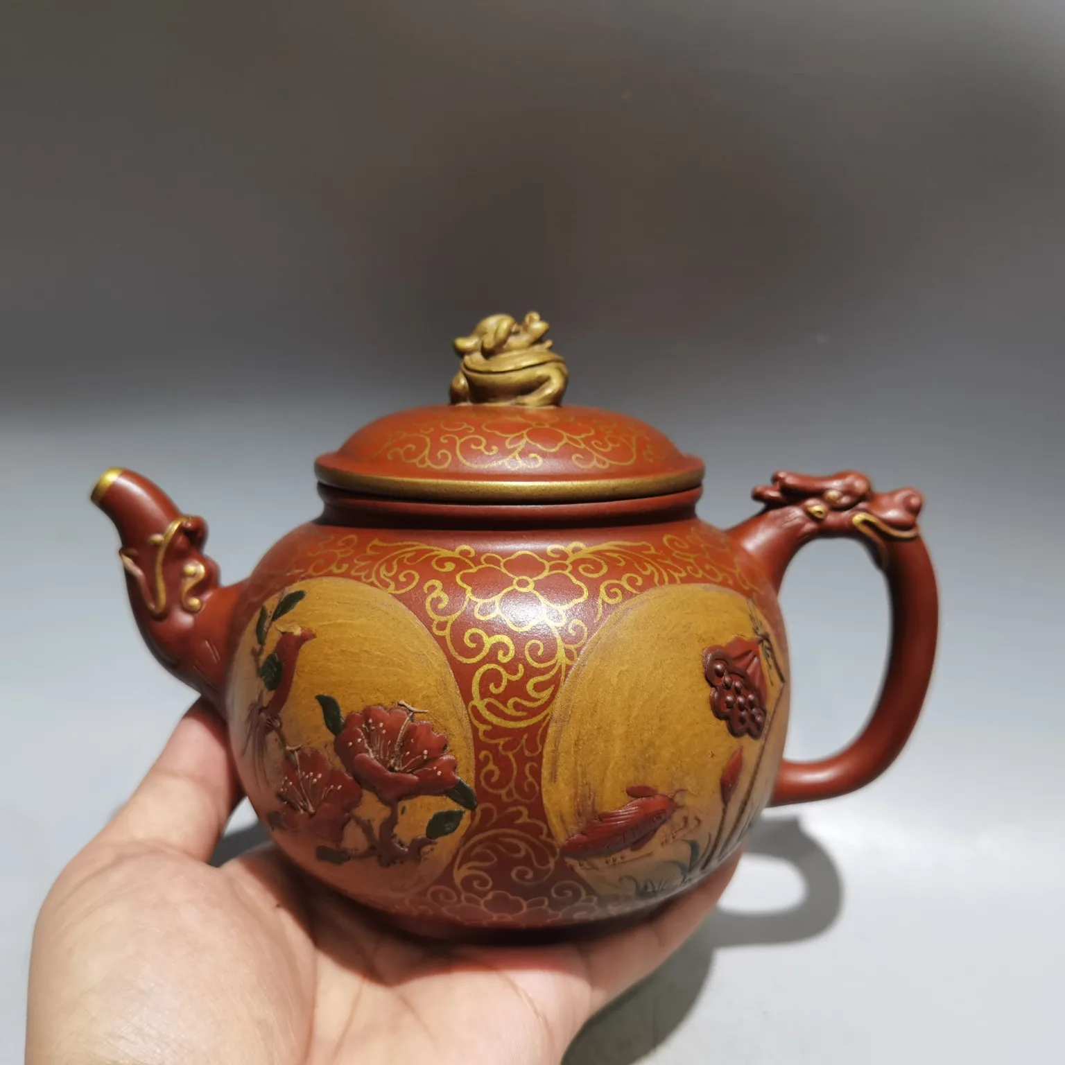 7 "الصينية ييشينغ الأرجواني وعاء الطين المخطط باللون الذهبي رسمت زهرة الطيور أنماط لوتس زهرة التنين مقبض غلاية إبريق الشاي الإبريق