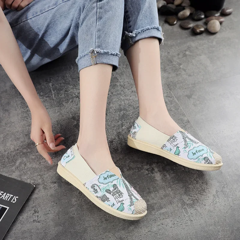 Summer Linen Flat Shoes Women Lightweight Breathable Fisherman Shoes Ladies Soft Casual Shoes Slip On Lazy Loafers 2024