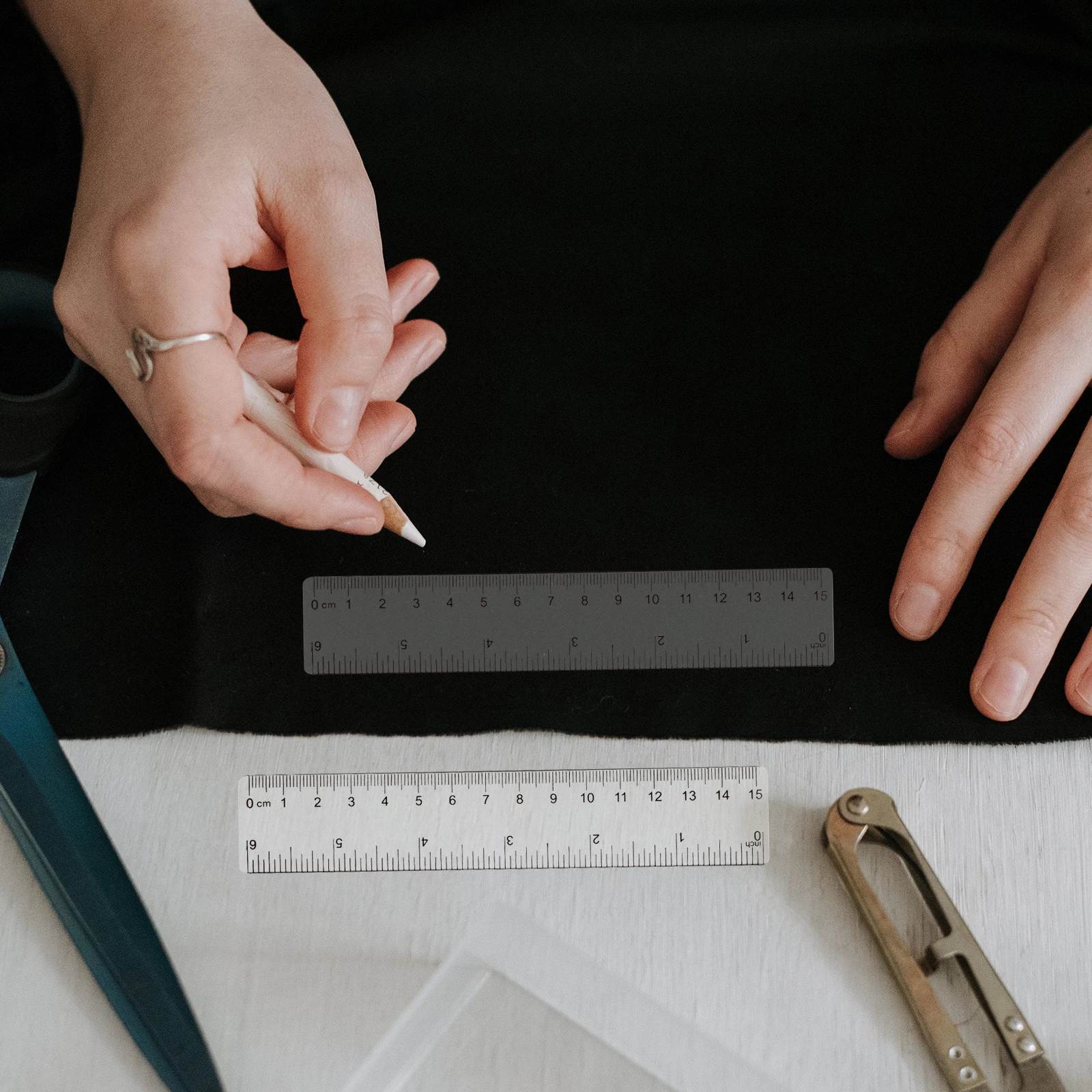 10 قطع من مسطرة بلاستيكية شفافة بحافة مستقيمة للطلاب المعماريين مجموعة مسطرة للوازم المكتبية للرسم الفني