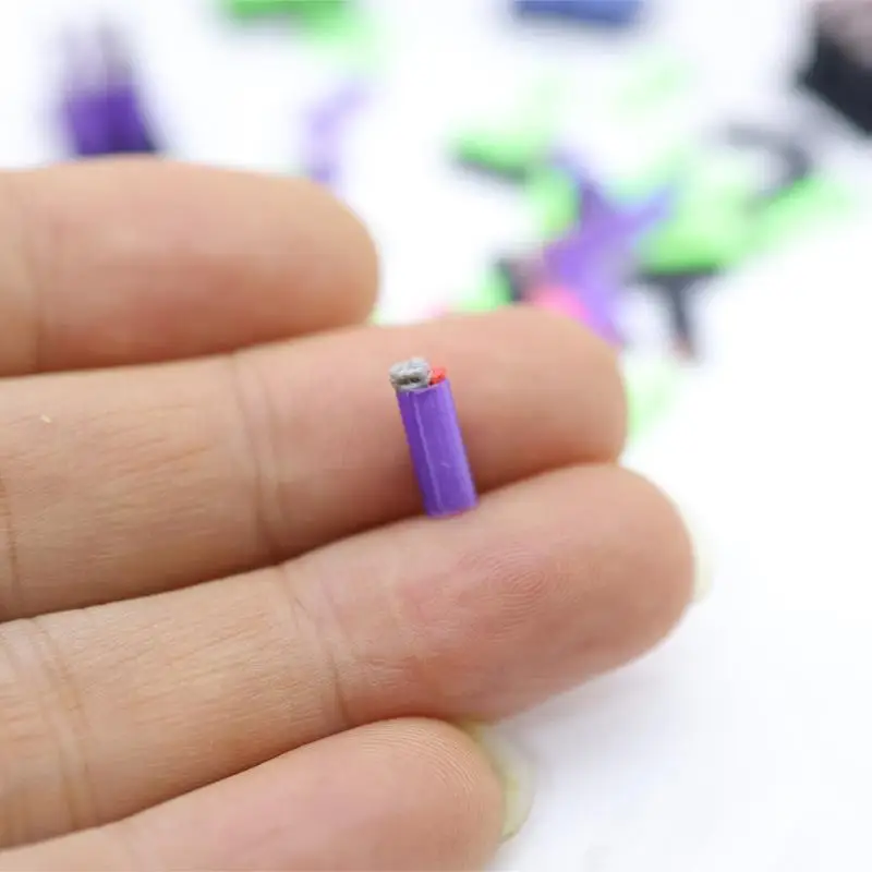 1 Set 1/12 Dollhouse Mini  With Base Model Toys Cigar Cigarette  Ornament Doll House Decoration Accessories