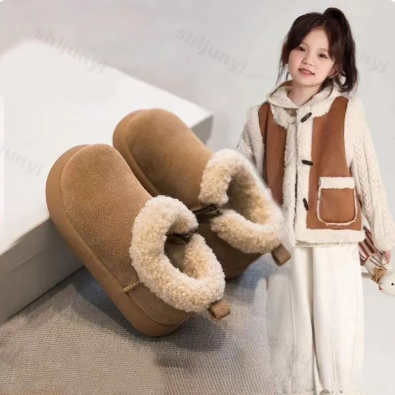 

Детские зимние ботинки 2025 года, зимние детские уличные теплые хлопковые ботинки с толстой подошвой и круглым носком, модные повседневные нескользящие плюшевые ботильоны