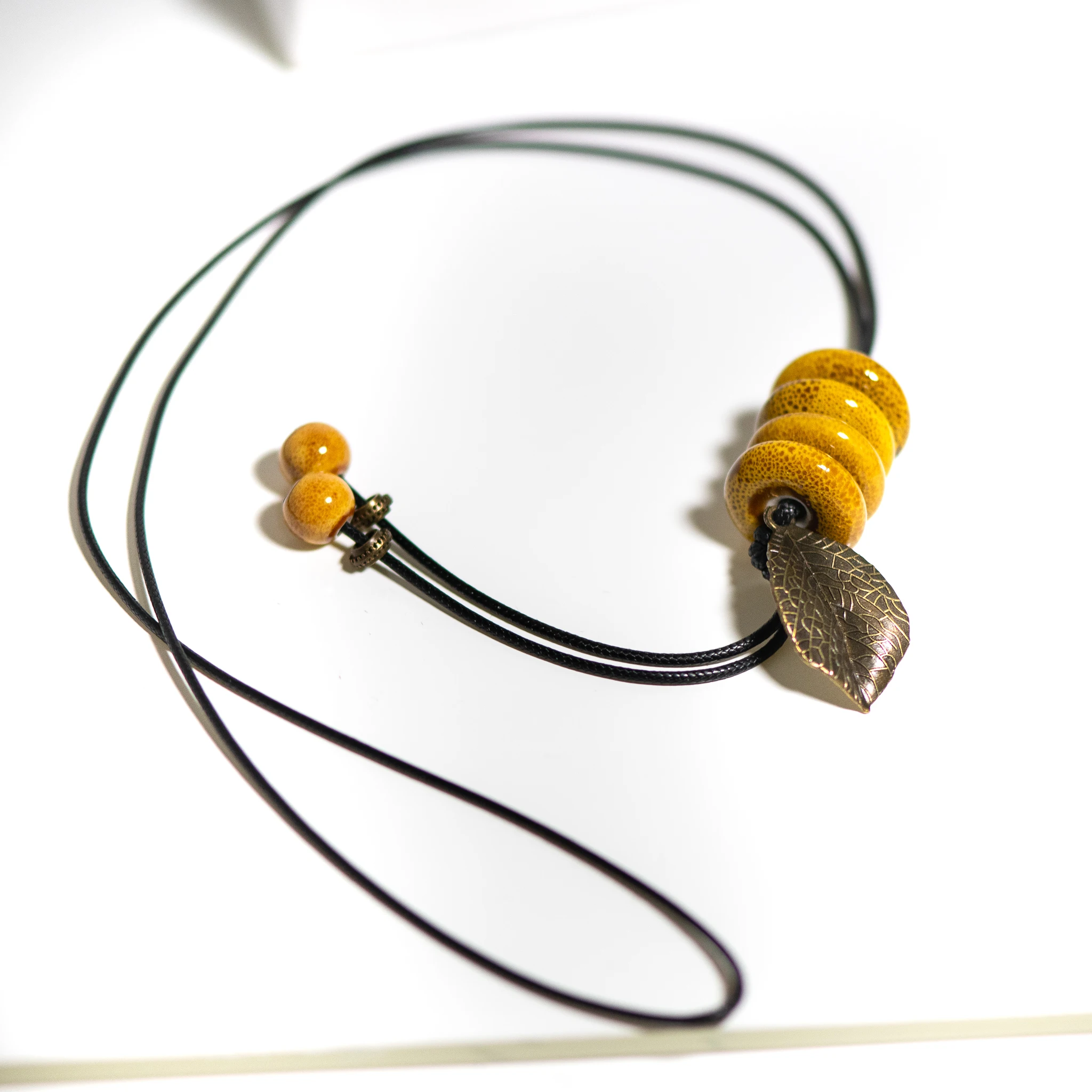 Handmade Ceramic Necklace with Adjustable Length, Multi-Color Beads, Leaf Pendants, Vintage Style for Women, 25g, DIY Jewelry