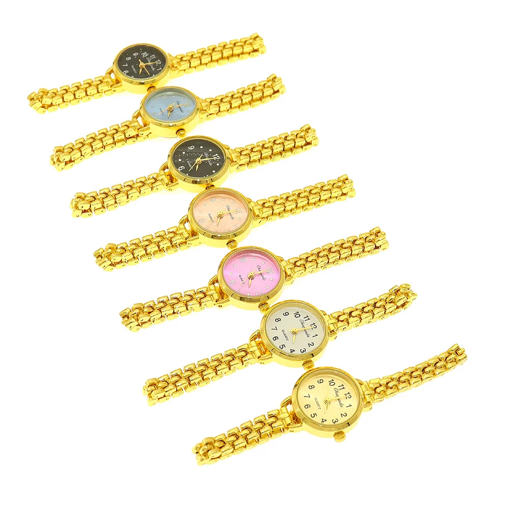 Vintage Gold Ladies Bracelet Watches Women's Small Dial Alloy Strap Quartz Casual Watch Suitable for Halloween Christmas Gift