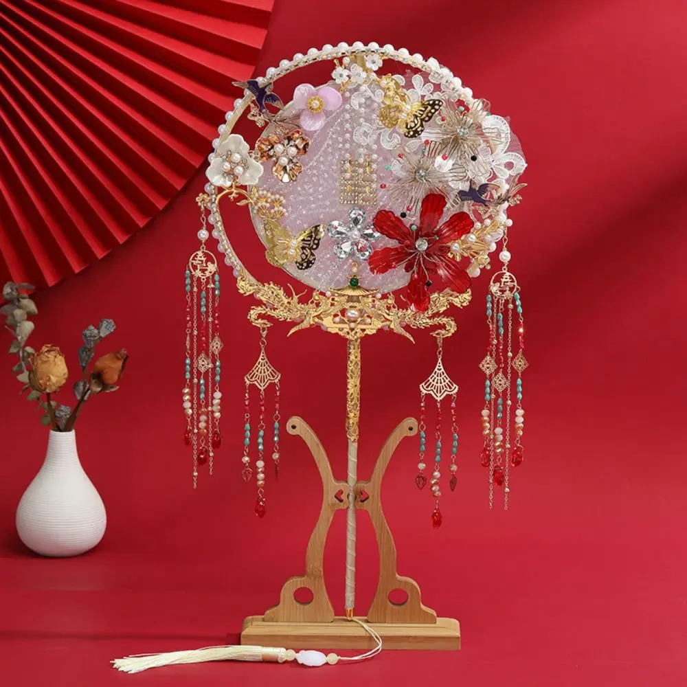 Antique Style Bride Group Fan Handmade Long Handle Wedding Show Fan Flower Desig with Tassel Decorative Fan