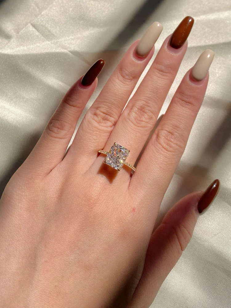 925 فضة رائع 4CT مستطيل الزركون الدائري للنساء المشاركة الزفاف رومانسية فاخرة عالية الجودة غرامة مجوهرات