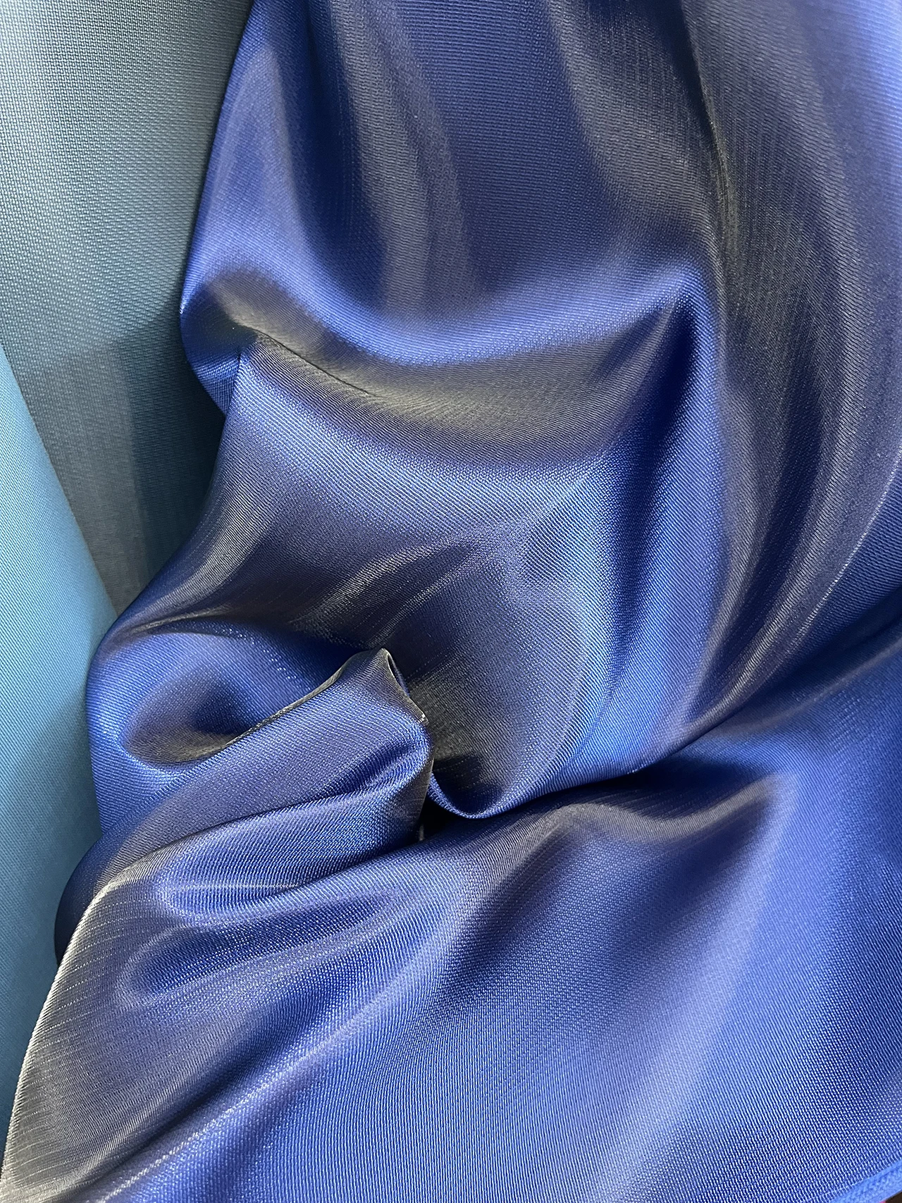 

Shui Guang satin reflective glossy fabric crystal silk TR satin sewing doll clothing party dress designer fabrics for sewing