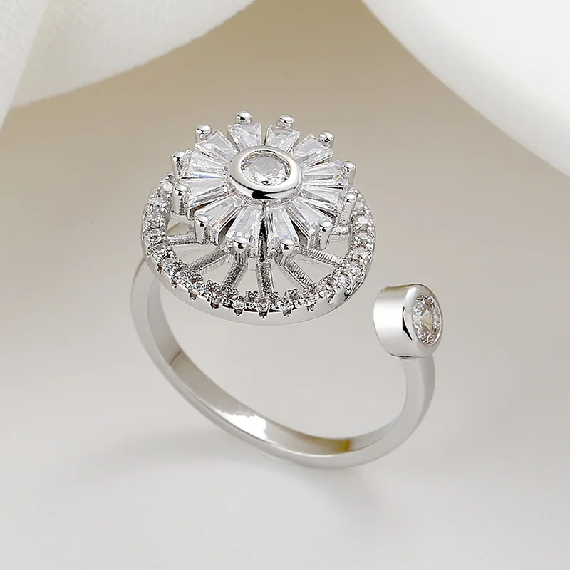 Spinning Leaf Rings Lucky Open Adjustable Ring For Students Minimalist Micro-Set Finger Jewelry Gift
