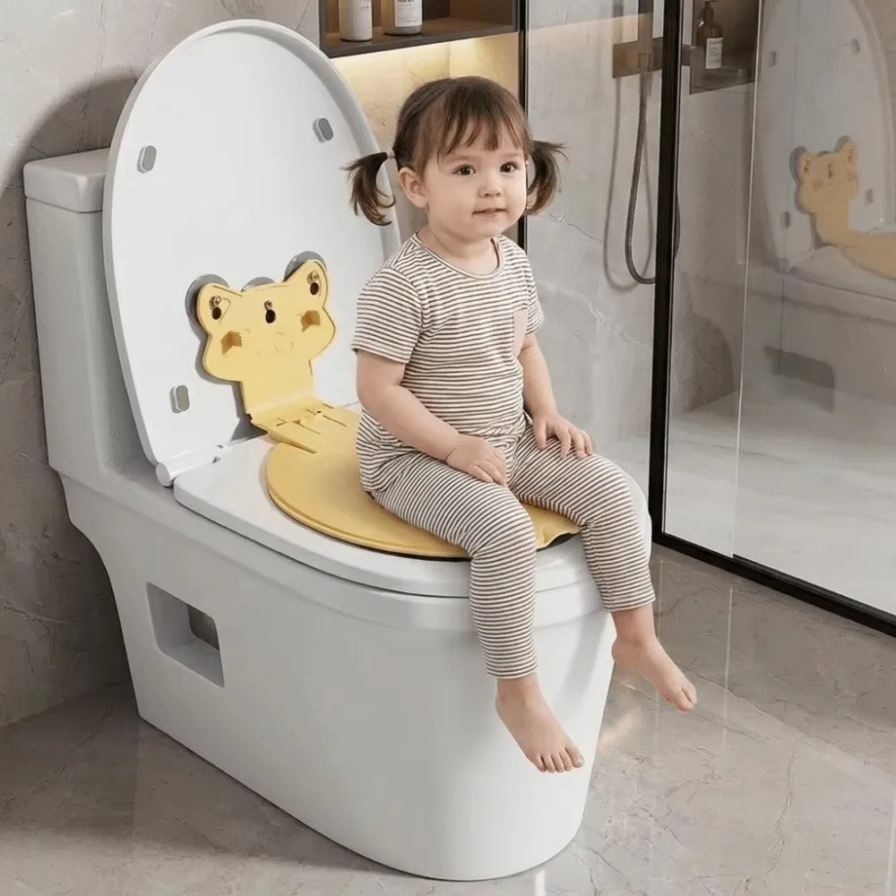 Foldable Toddlers Potty Training Seat Nonslip Splash Proof Folding Potty Seat Suction Cup Fixation Adjustable Fit