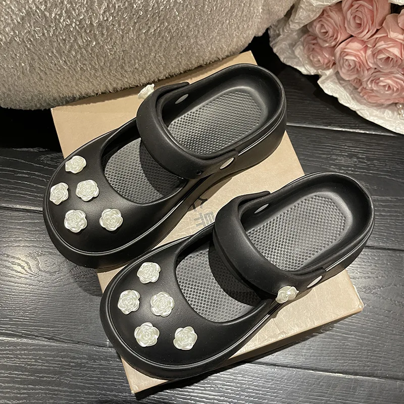 2023 New Thick Hole Shoes Suitable Outdoor Beach Slippers Fashion EVA Anti Slip Baotou Slippers Indoor Summer Women Slippers