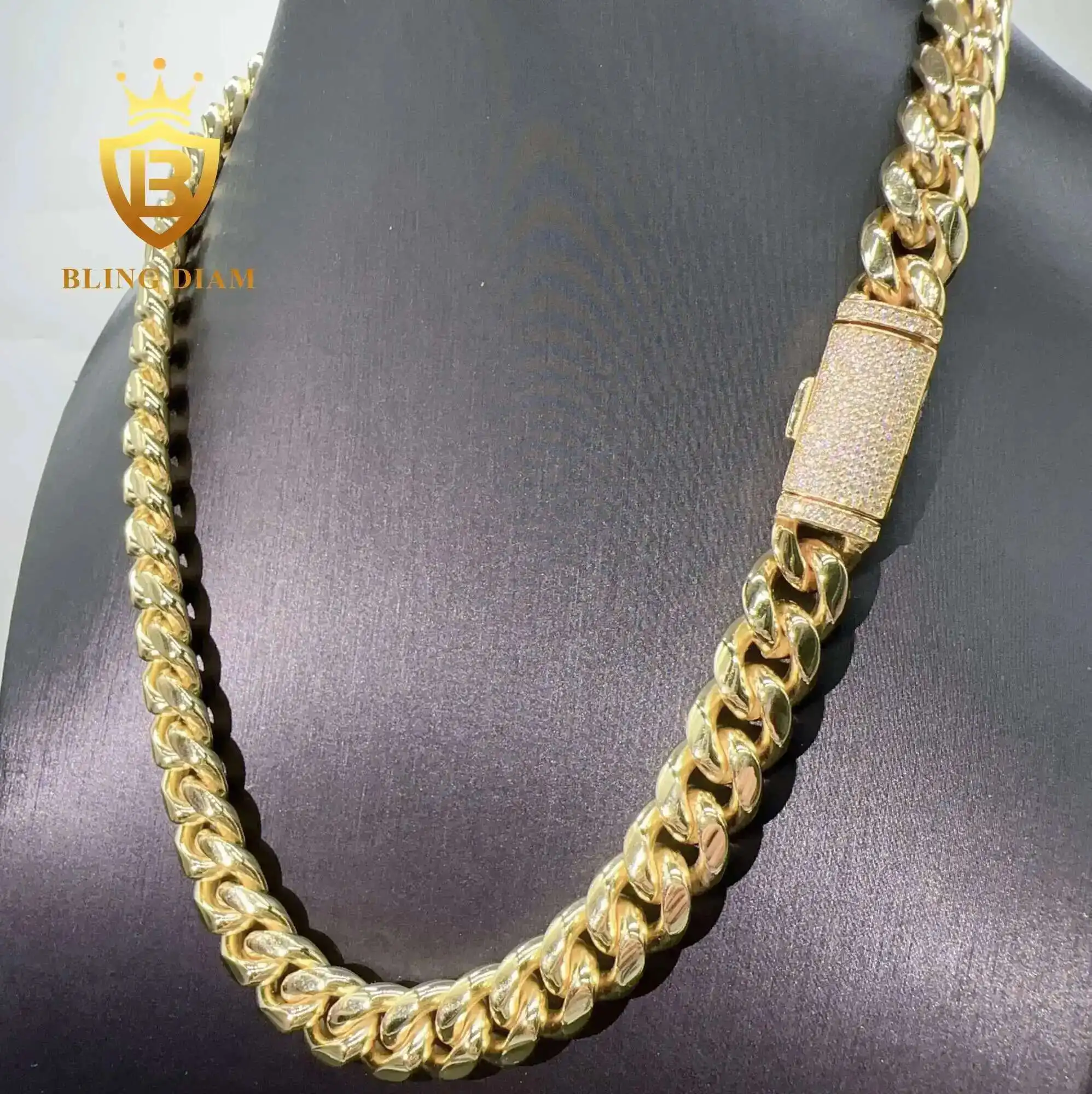 

Fashion Hip Hop Chain 12mm Stainless Cuban Chain with 925 Sterling Silver Moissanite Clasp Miami Chain Necklace