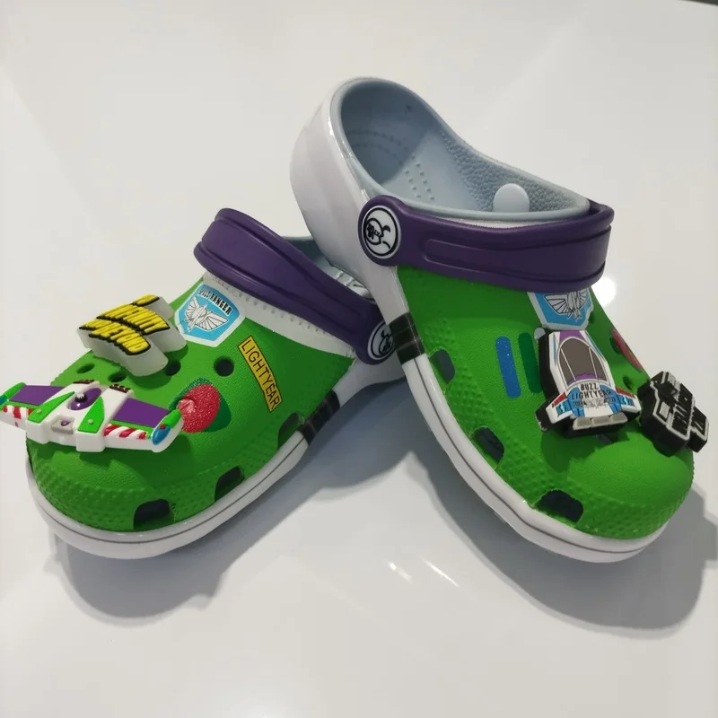 

Cartoon Disney Toy Story Shoes Green Beach Slippers Sandals Non-Slip Wear No Logo Adult Children Slipper Shoes With Accessory