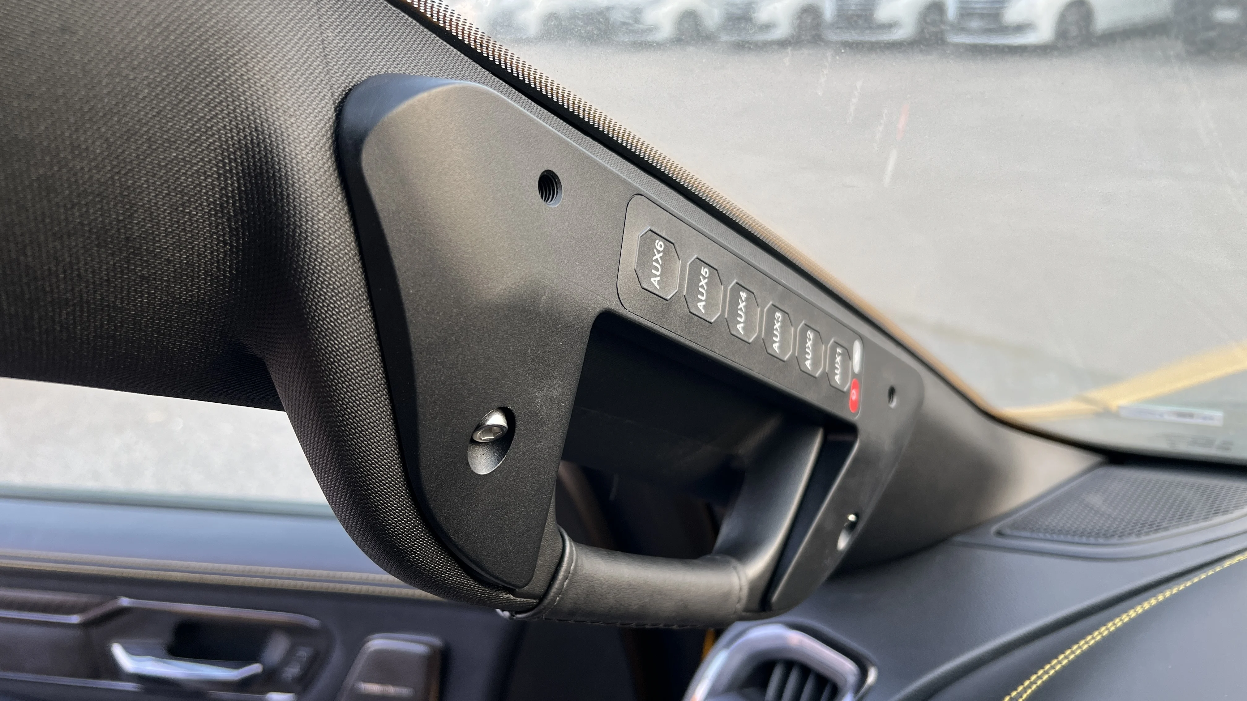 High Quality Exquisite  Orginal Car a Pillar Handle Switch Panel 12v 6Gang Wireless for do dge Ram F1500