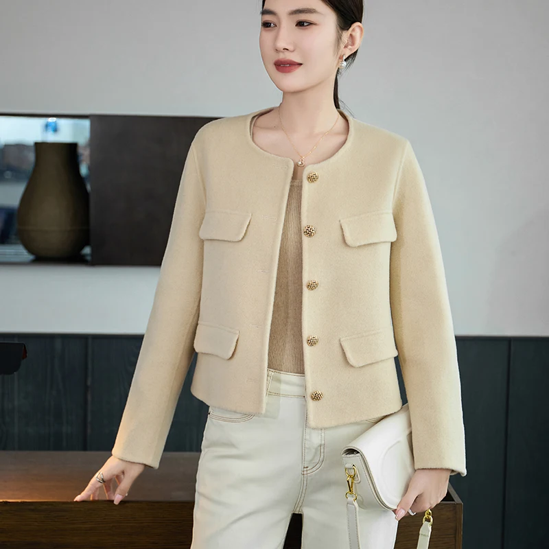 

2025 Round Neck Single-Breasted Fashion Women's Coat Autumn Winter 100% Wool Short Woolen Coat Simple Versatile Jacket