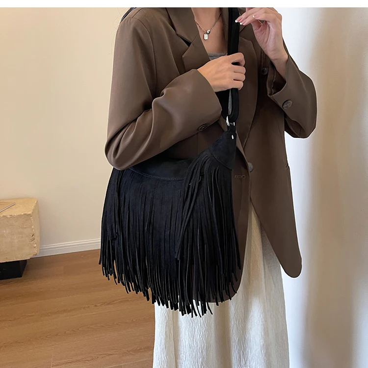 Fashion Tassels Design Leather Shoulder Bucket Bag For Women 2023 Tend Female Simple Large Capacity Underarm Bag Handbags