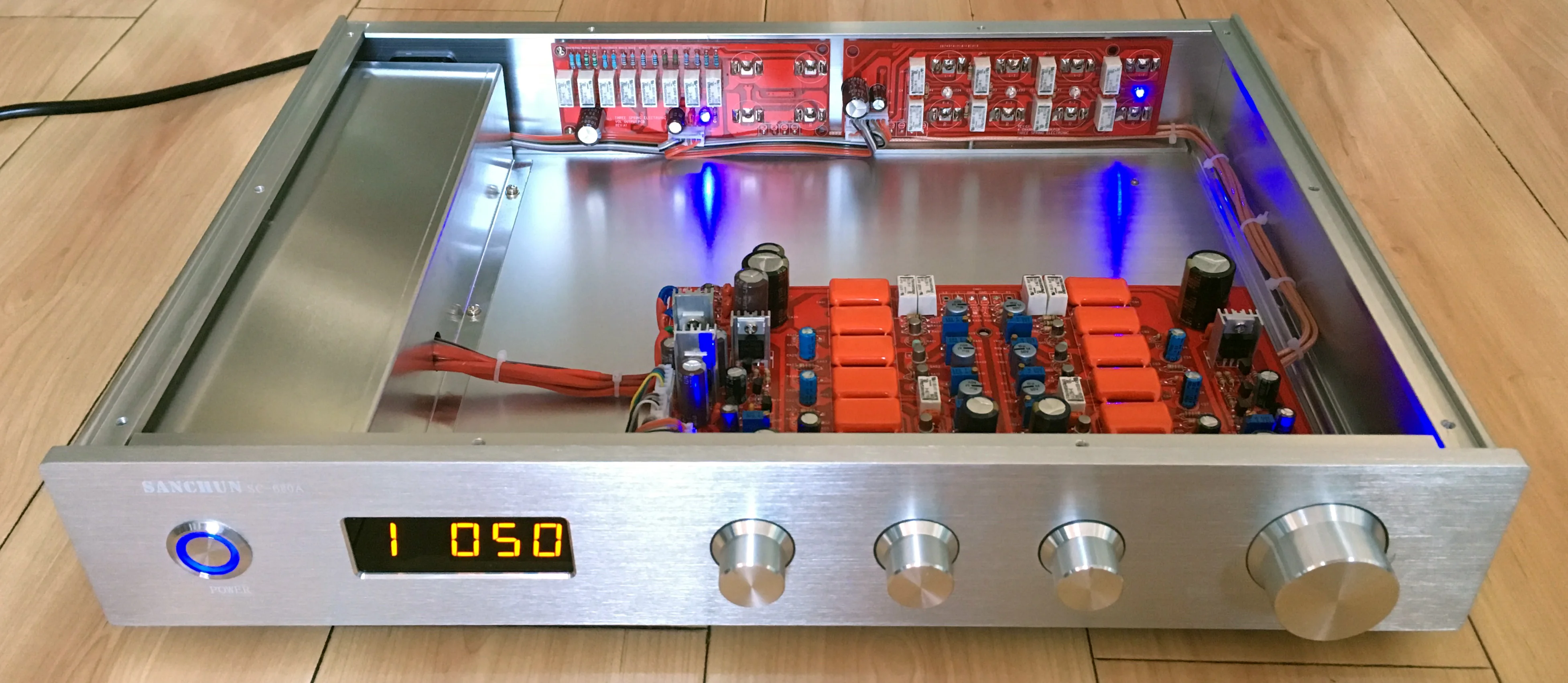 JFET 4 tube power amplifier pre-amplifier, with high, middle and low tone adjustment, with remote control, With 4 audio inputs