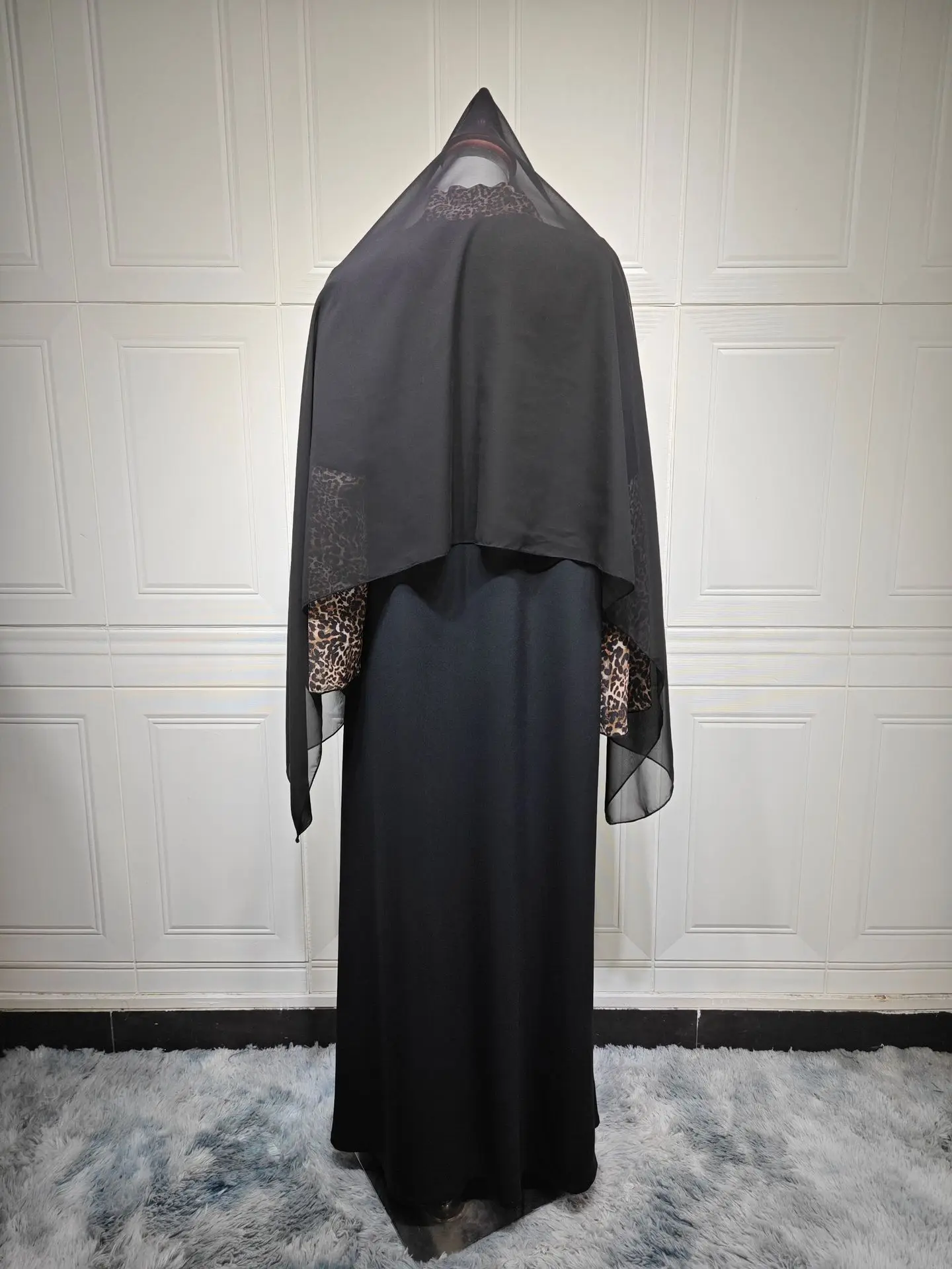 

Uni Fashion Leopard Print Maxi Abaya Dubai Patchwork Sleeve Hijab included Muslim Woman Costume 2025
