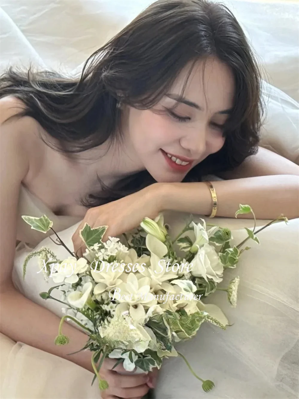 فستان زفاف XPAY Princess A Line من التول الكوري بدون حمالات فستان العروس لالتقاط الصور مخصص بطول الأرض منتفخ طويل فستان العروس