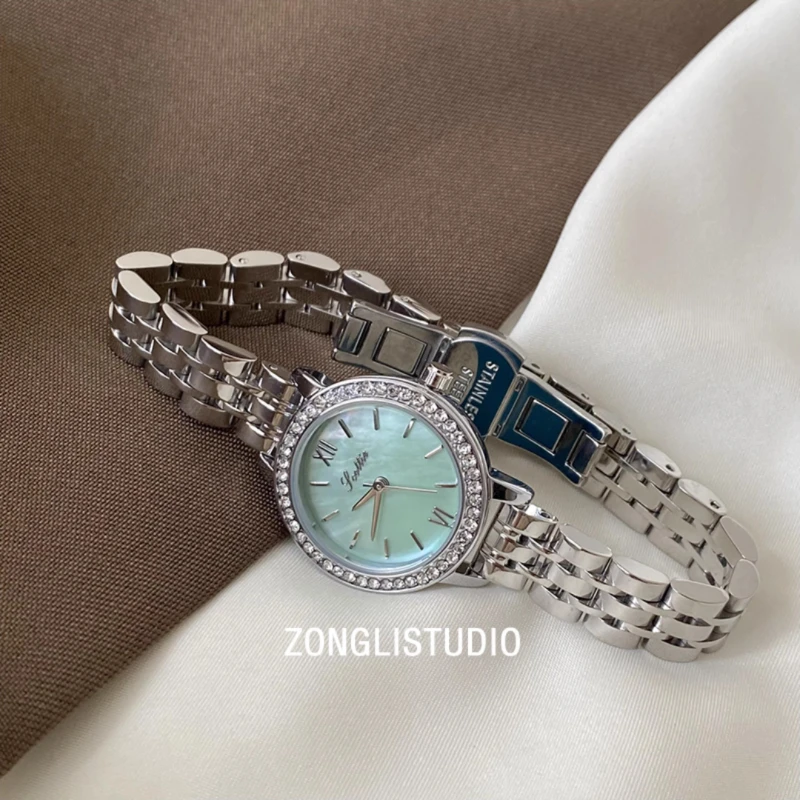 Silver Luxury Women's Watch Fashion Round Delicate Bracelet Stainless Steel Women's Watch Luxury Bracelet Gift